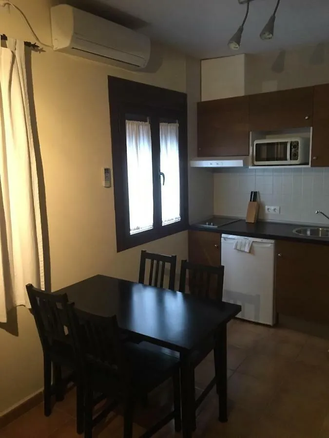 Apartamentos Turisticos Rurales El Pua Cazalla de la Sierra 0*,  Spagna